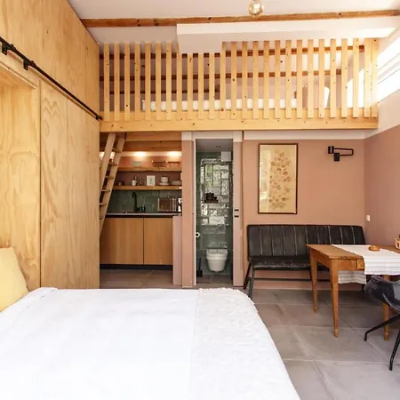 Lovely And Charming Guesthouse Near City Center, Close To Rotterdam-3